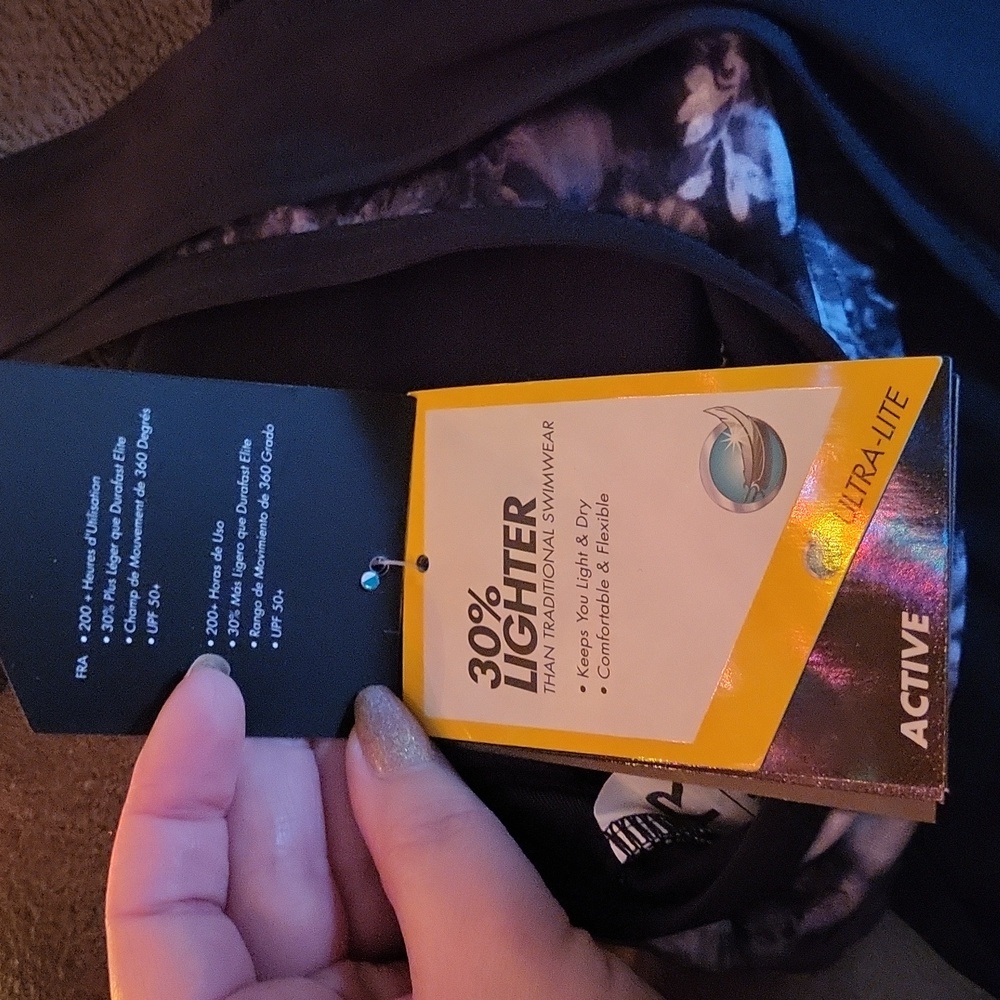 TYR Performance Top - Picture 8 of 12